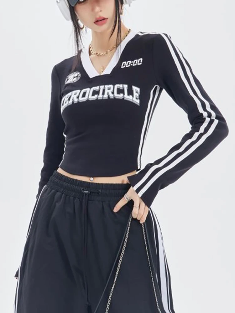 T-shirts Women Vintage Fashion Letter V Neck Slim Tees Female Long Sleeve Crop Top Streetwear Ladies Contrast Y2k Crop Summer - Image 3